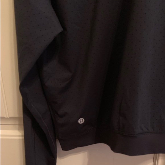 Lululemon Final Lap Jacket - Picture 4 of 6